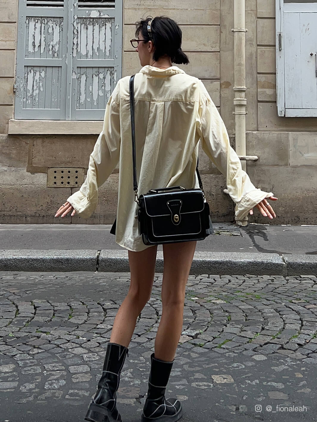 Alison Vintage Vegan Leather Crossbody Bag - Image 18