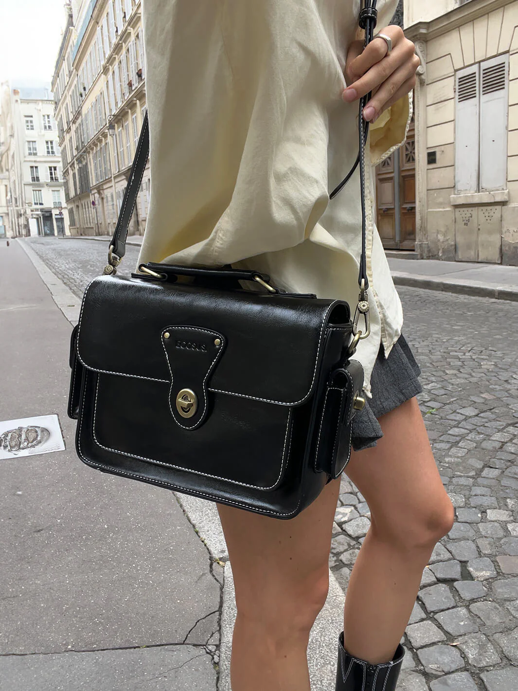 Alison Vintage Vegan Leather Crossbody Bag - Image 31