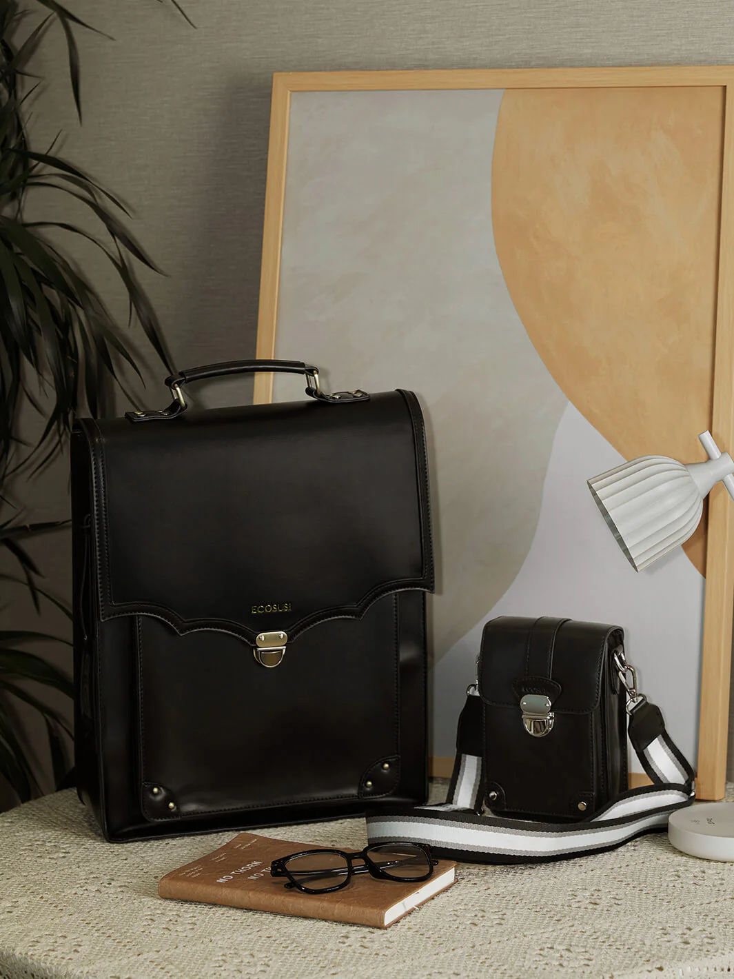 Aria Vintage Backpack for Laptops 11-15.6 Inches - Image 10