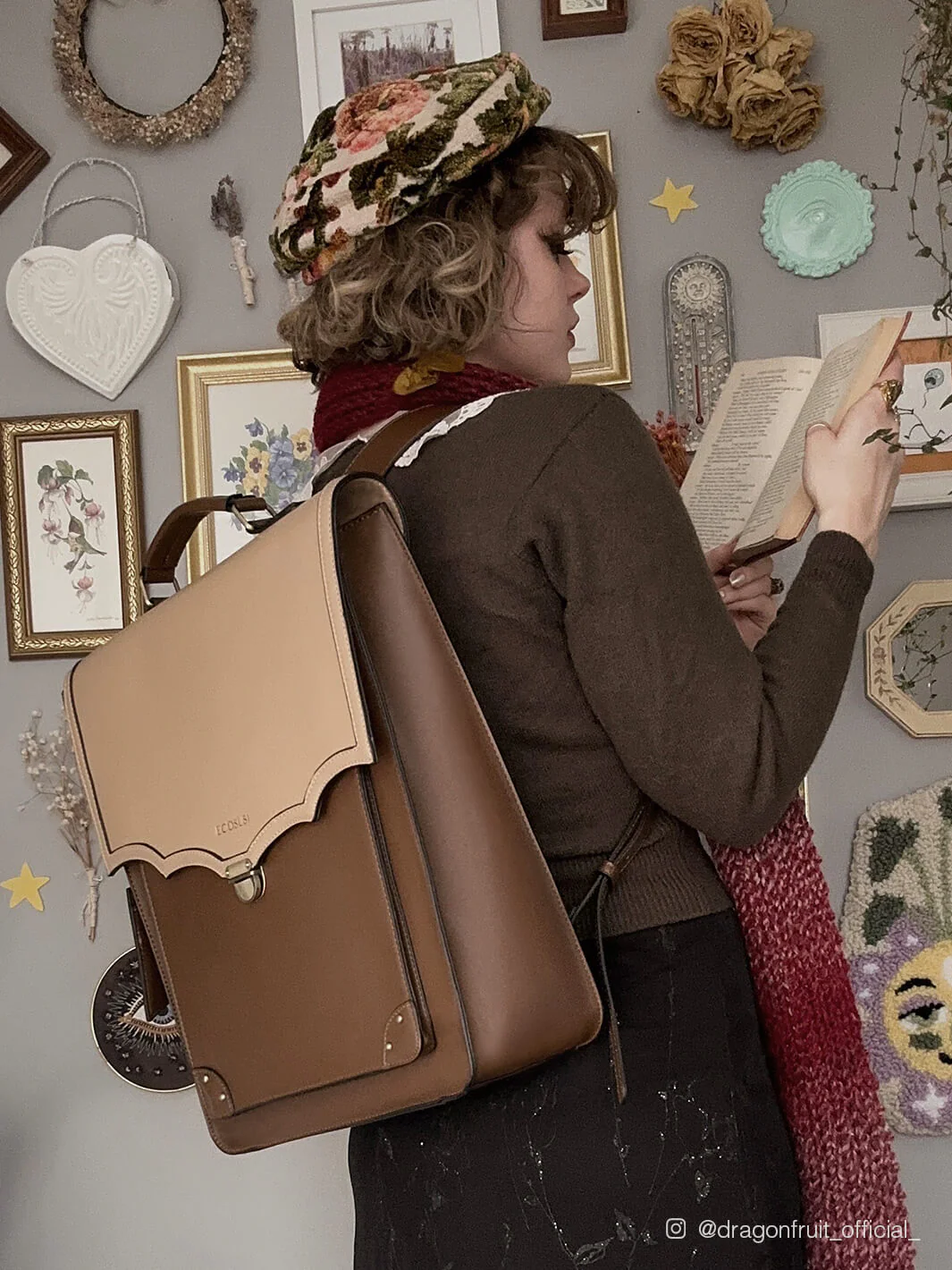 Aria Vintage Backpack for Laptops 11-15.6 Inches - Image 14