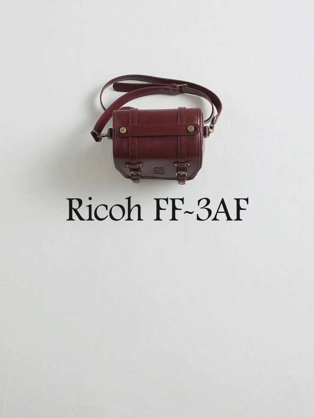 Clara Vintage Shoulder Camera Bag - Image 9