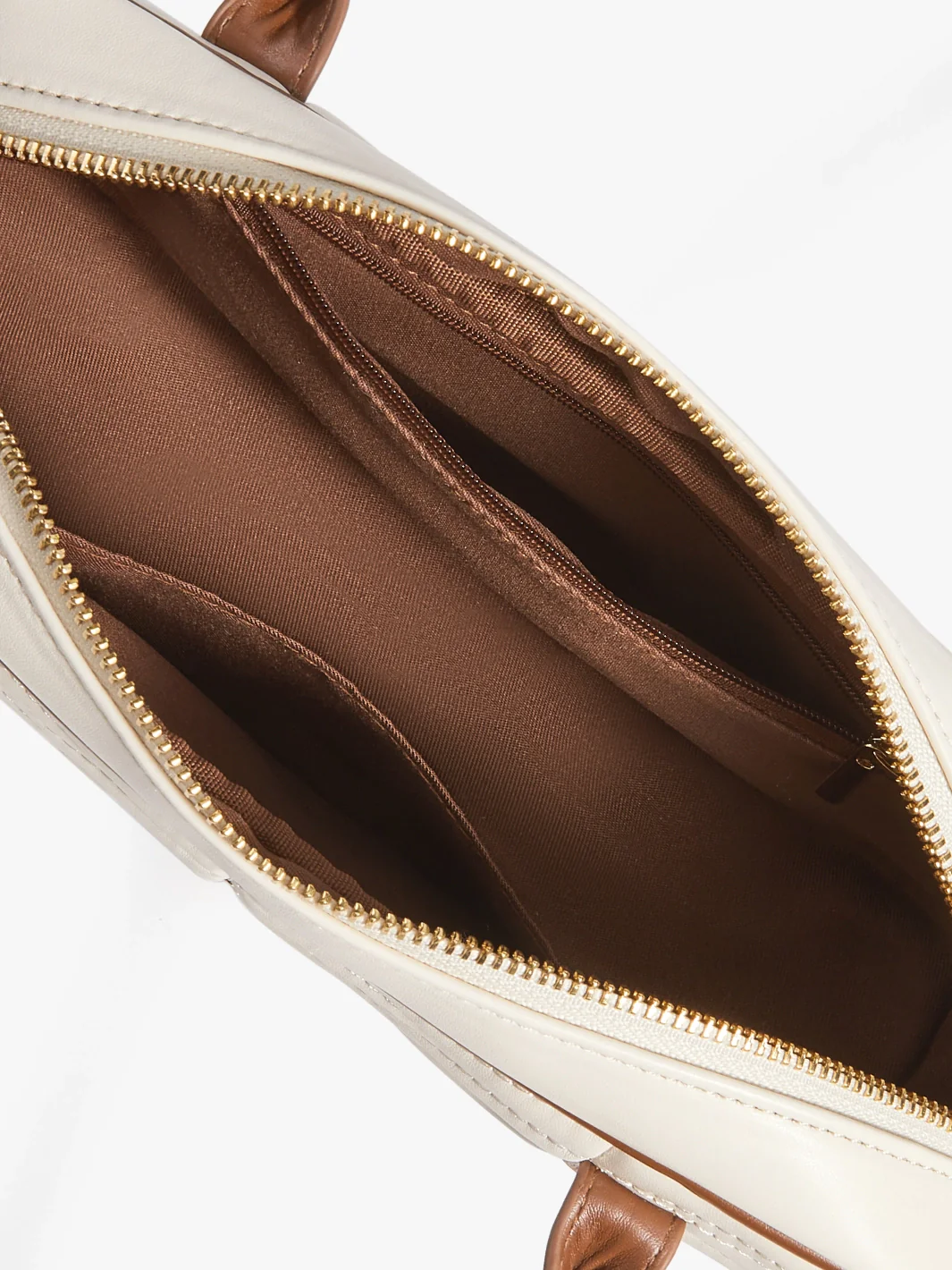 Elise Quilted Vegan Leather Baguette Bag - Image 10
