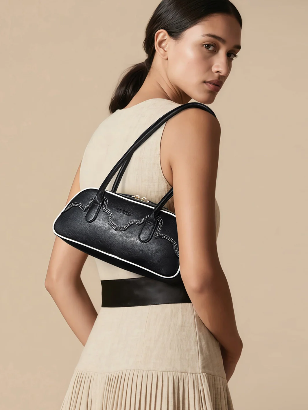 Evelyn Vegan Leather Baguette Bag - Image 14