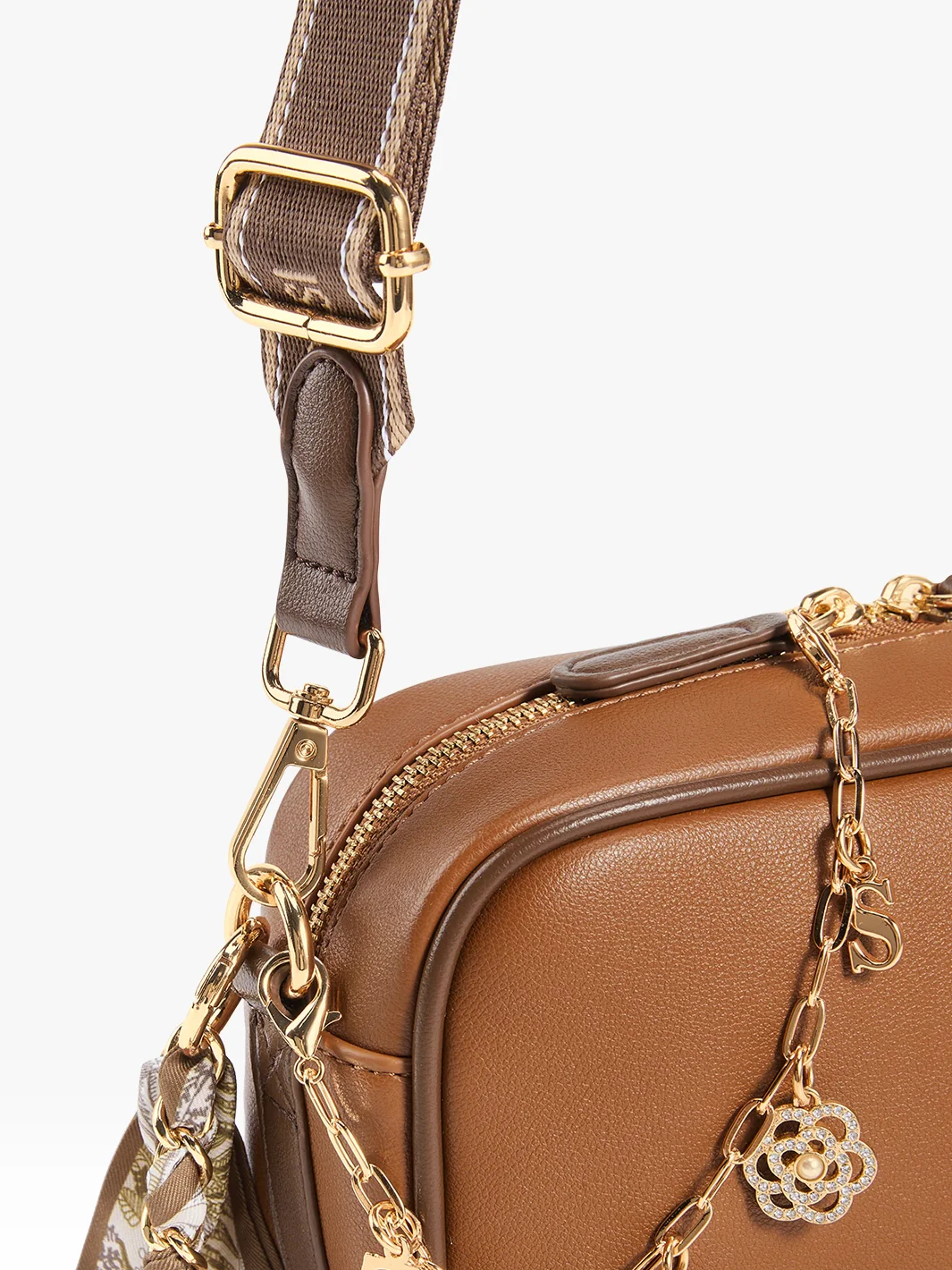 Lola Vibe Crossbody Bag - Image 8