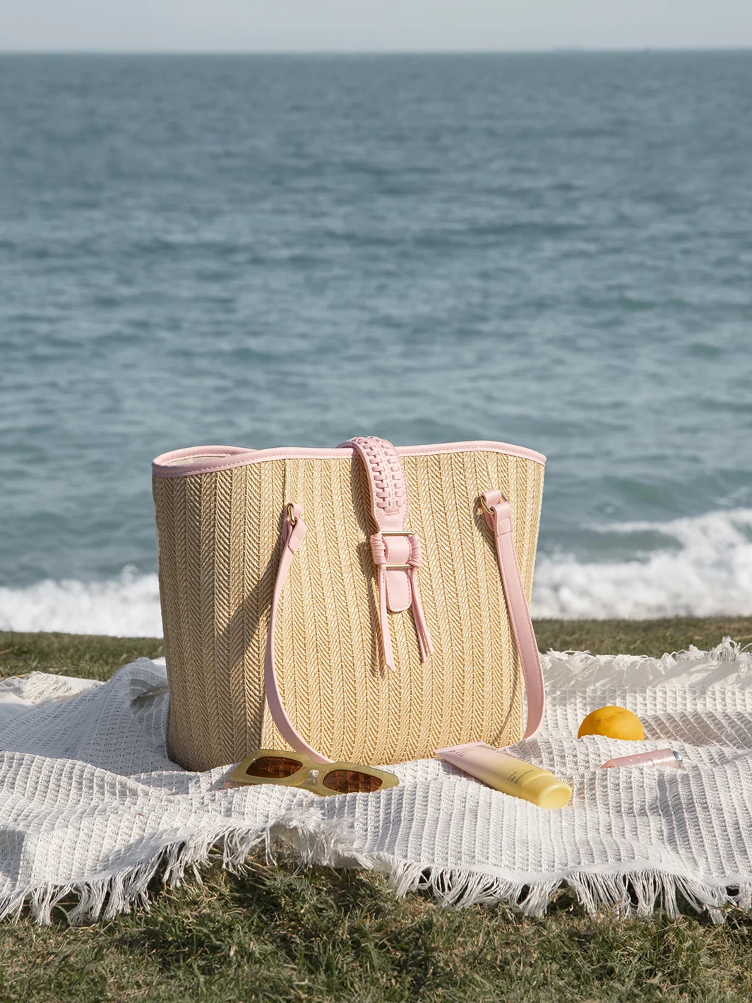 Marina Raffia Straw Tote Bag - Image 12