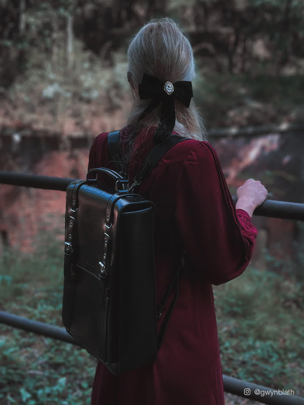 Victor Vintage Backpack For 15.6 Inches - Image 3