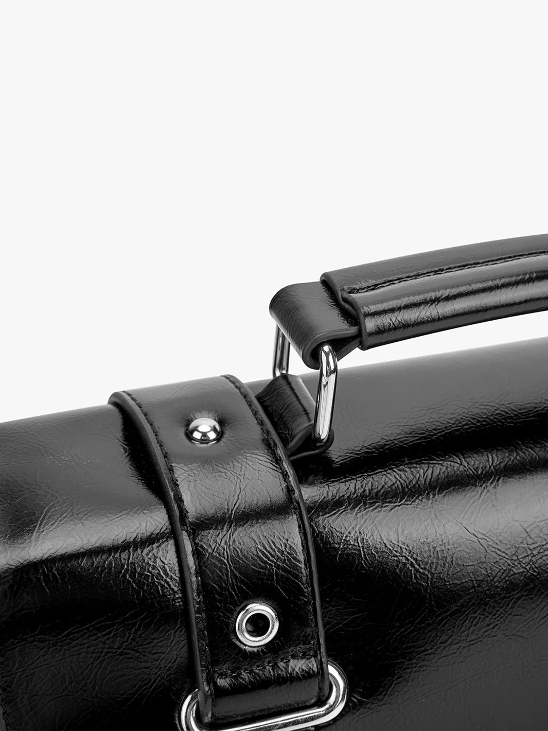 Victor Vintage Messenger Crossbody Bag - Image 13