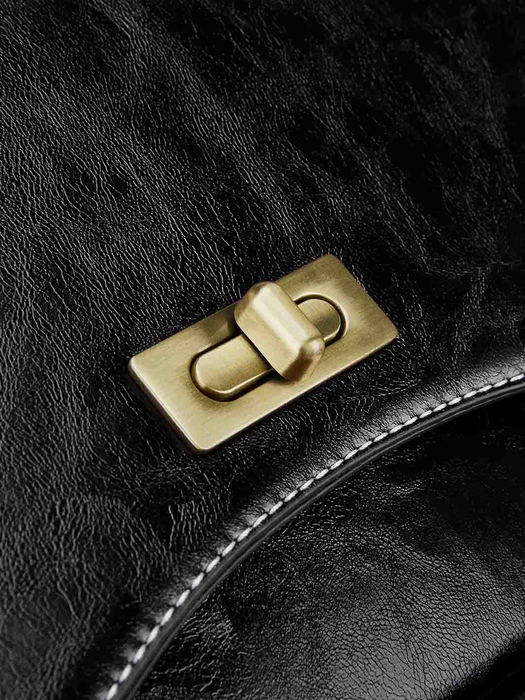 Wilder Vintage Leather 15.6-inch Laptop Backpack - Image 15