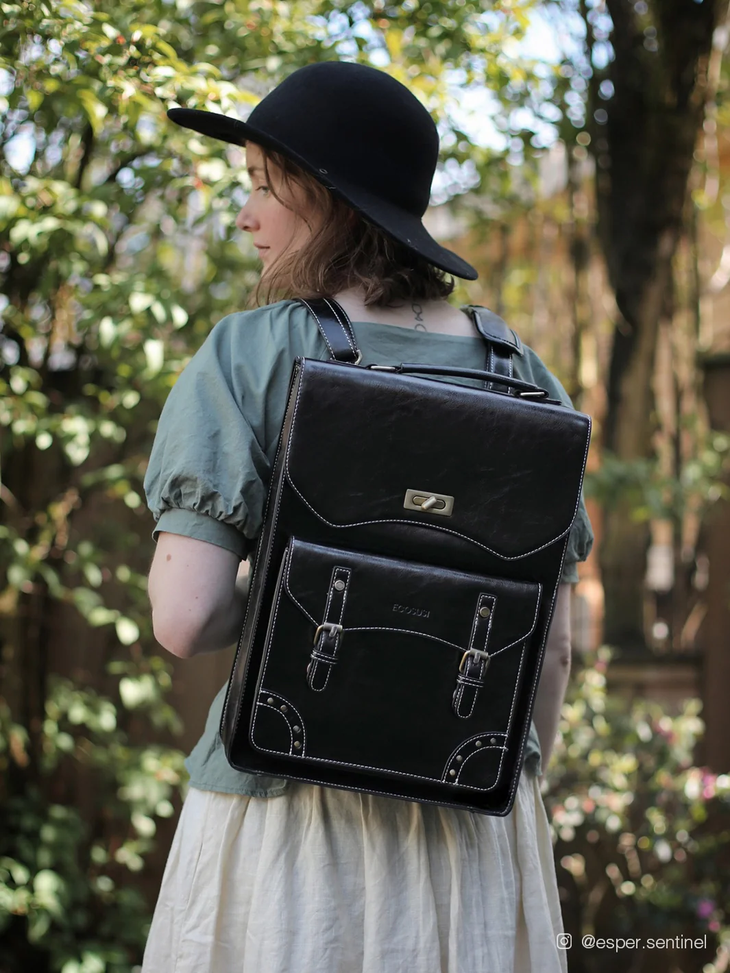 Wilder Vintage Leather 15.6-inch Laptop Backpack - Image 2