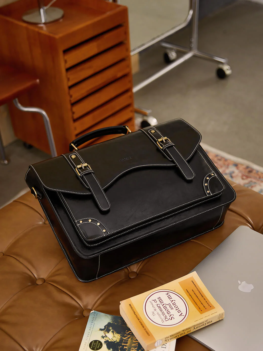 Wilder Vintage Rivet 15.6-Inch Briefcase - Image 15